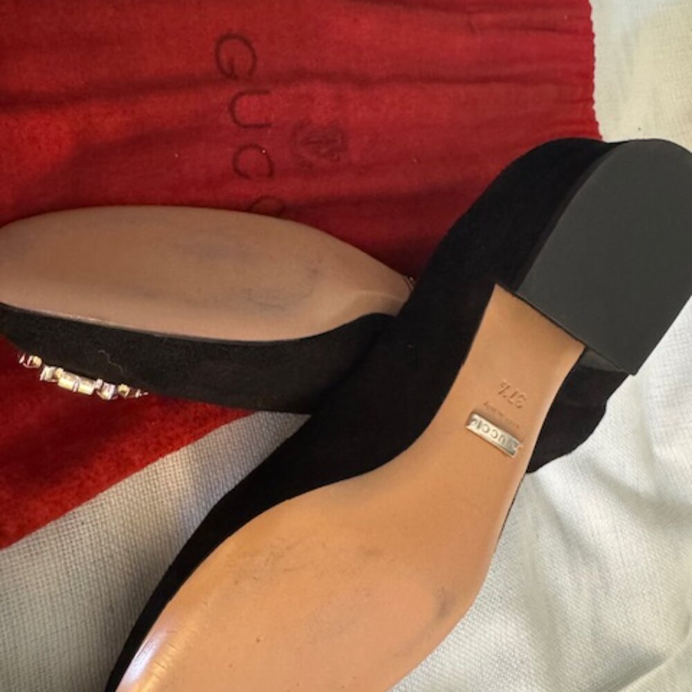 GUCCI "Sparkling GG Pump" in Black Suede - Style 353734 - WORN ONCE - Picture 3 of 8